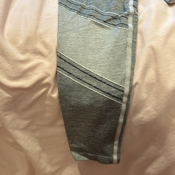 Pink Active Grey Leggings - Picture 3 of 5